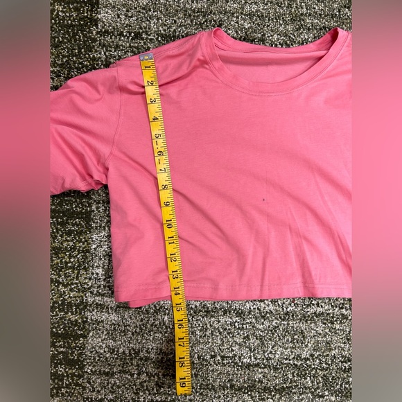 ‼️NEW‼️Workout cropped top - Picture 3 of 6